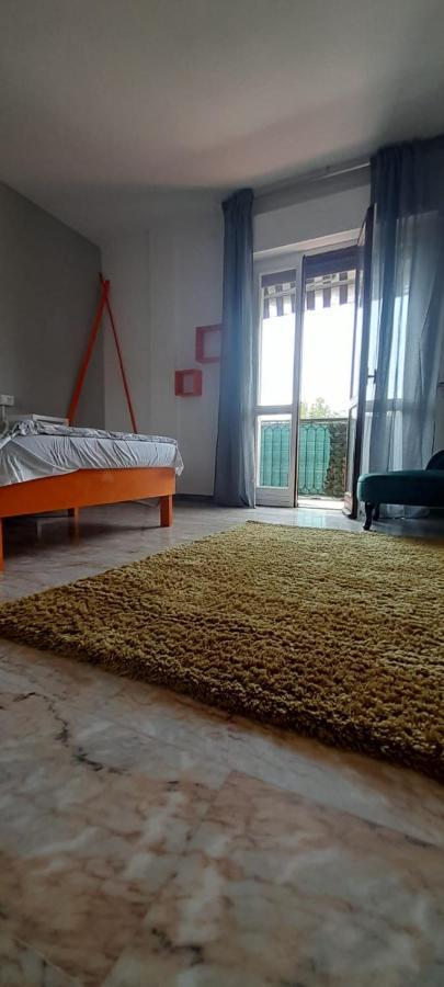 I Feel Orange Hotel เลนญาโน ภายนอก รูปภาพ